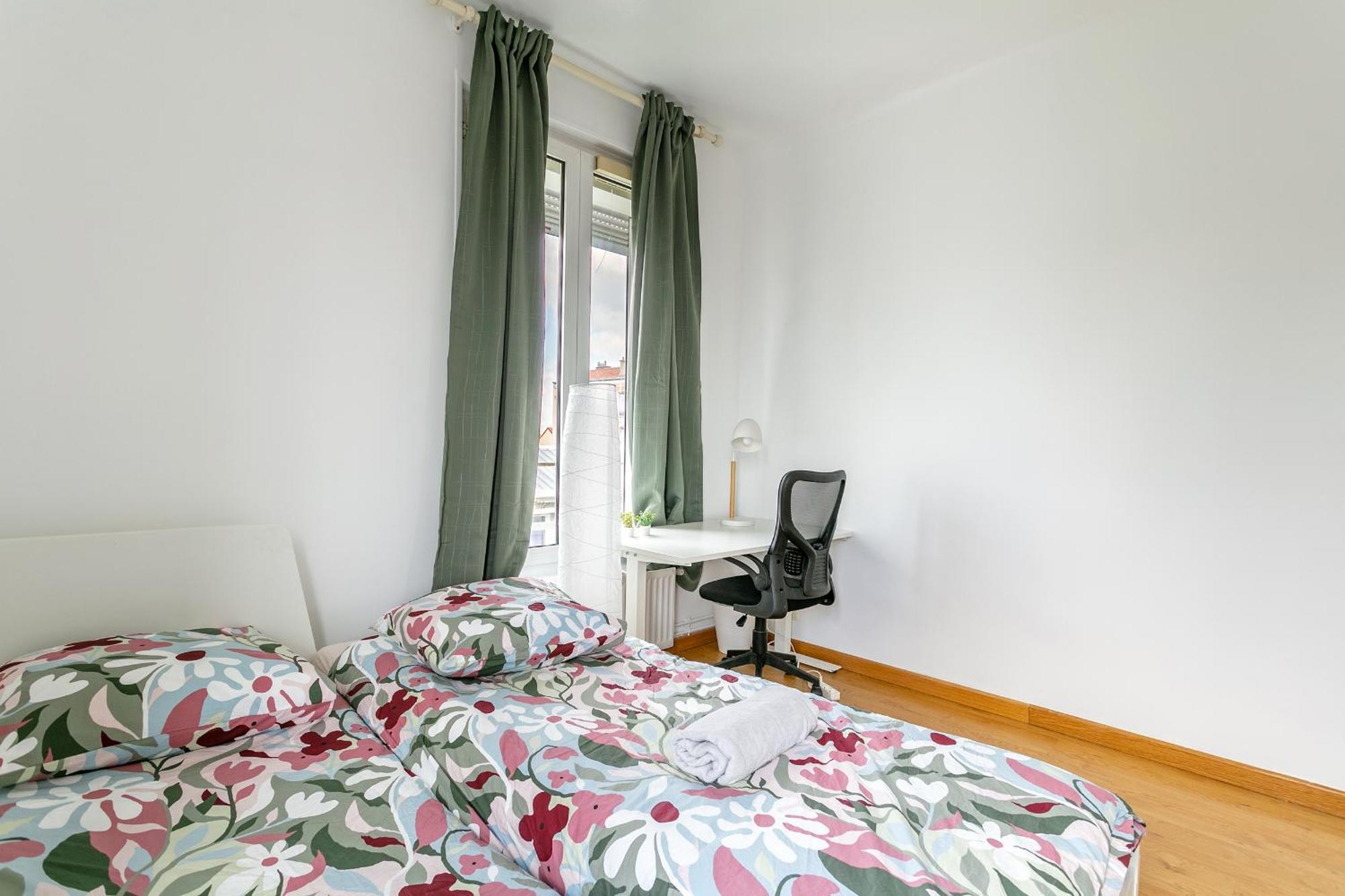 Apartament Parisian Penthouse With Large Terrasse Pierrefitte-sur-Seine Zewnętrze zdjęcie