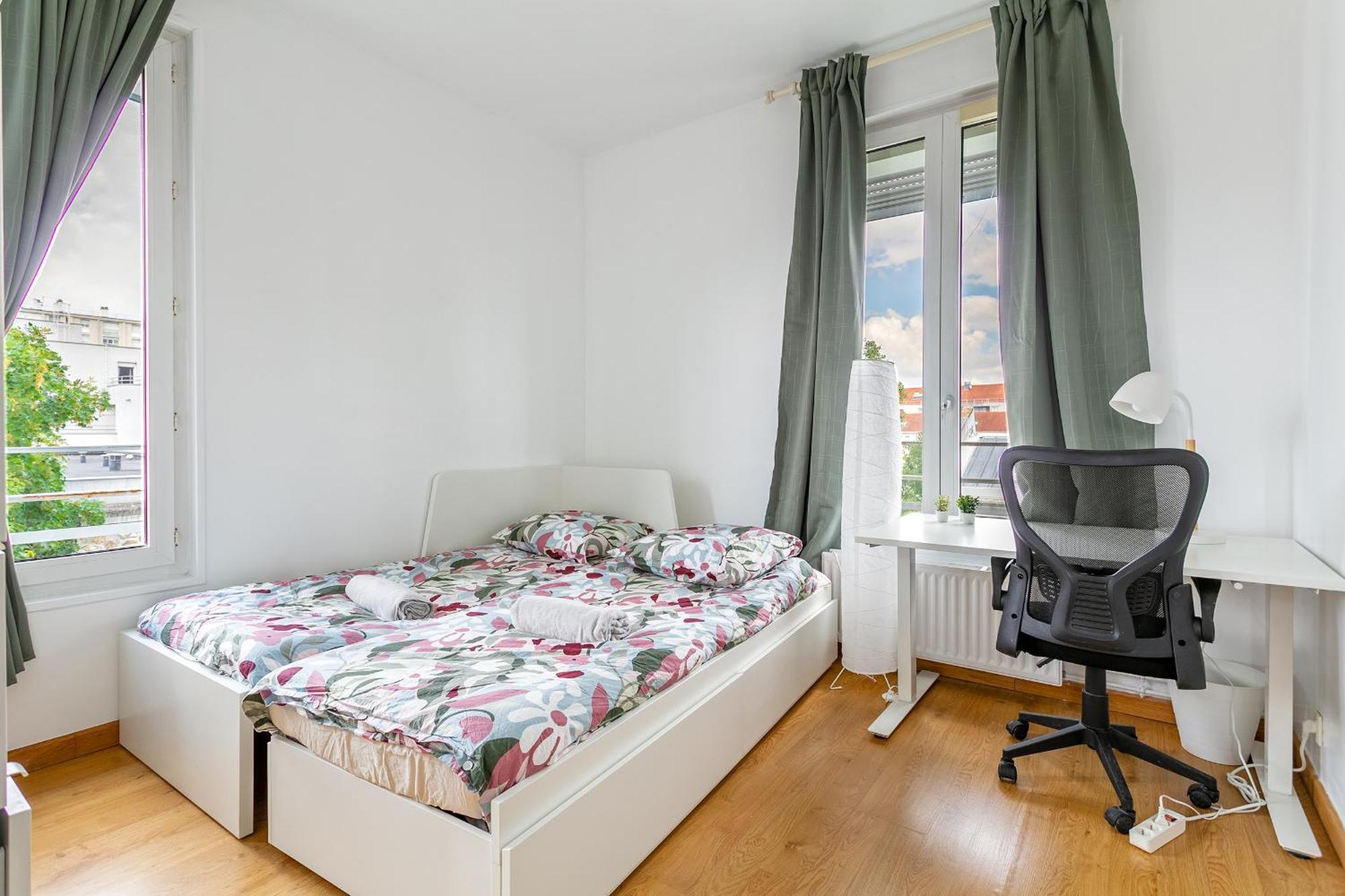 Apartament Parisian Penthouse With Large Terrasse Pierrefitte-sur-Seine Zewnętrze zdjęcie